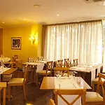 Gale (adults Only) 4*