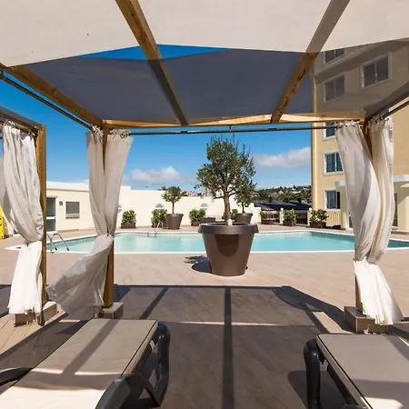 Galé Hotel 4*
